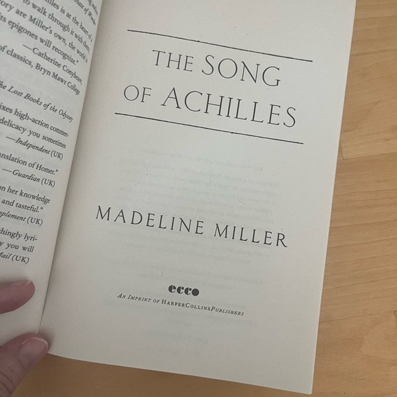 The Song of Achilles first edition paperback by Madeleine Miller EUC - Picture 4 of 5
